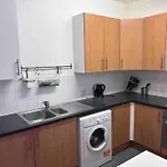 Cosy Spacious Studio Flat Stratford / Bow