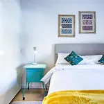 Notting Hill: Stylish 1-Bed Flat