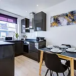 Notting Hill: Stylish 1-Bed Flat