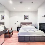 Prime Location Camden Luxury Apt Sleeps 6