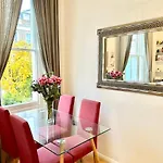 Charming 2 Beds In Chelsea By Earl\'S Court Station
