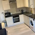 R J 2 Bedroom Apartment