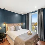 1 Bed Executive Apartment Near Kings Cross & Camden Free Wifi By City Stay Aparts London