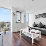 One Bedroom Flat In London Bp36