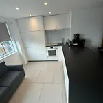 Two Bed In Clapham
