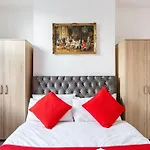 Parkside Stay North London - Victoria Line