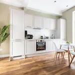 Modern 2Bd Flat In Camden Town London