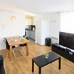 The Bright Flat In Whitechapel