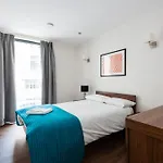 Apartamentos Aldgate City