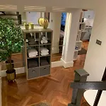 Hyde Park W2 3 bedroom flat with patio - as seen on TV\'s House Hunters Int\'l