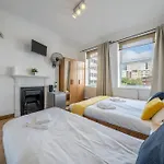 Ryam Suites