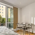 Modern Chic Studio Chelsea