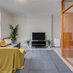 Spacious 1 Bed Apartment- Close To Kings Cross Station