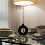 Stylish And Spacious- One Bed In Nine Elms