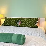 Westminster Apartment