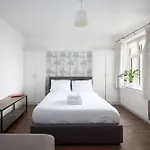 Argyle Apart Hotel