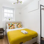 City Centre One Bedroom Apartment Next To Station, Newly Renovated