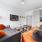 Stylish 3 Bedroom Serviced Apartment In Kings Cross