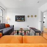 Stylish 3 Bedroom Serviced Apartment In Kings Cross