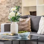 Relax, Play And Work In London