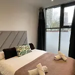 Chic Battersea Retreat