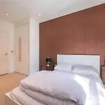 Luxury Penthouse 2 Bedrooms Flat In Canary Wharf