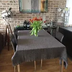 Modern 2-Bed Apartment 5 Mins From London Bridge