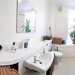 Double Room Near Highgate