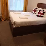 493 Rooms
