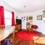 Central 1Br, 4Min Vauxhall & Oval, 30Min Big Ben