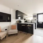 The Fulham Broadway Apartment