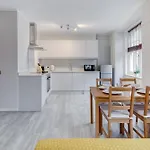 Spacious 1 Bed Apartment- Close To Kings Cross Station