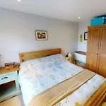 Peaceful 3 Beds - Near Central London