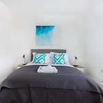 Modern 2Bd Flat In Canary Wharf With City And River Views