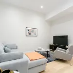 Urban Chic - Acre