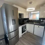New! Brand New Beautiful Modern Apartment