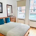 Alluring 2-Bed, 2-Bath Flat On High Street Kensington, Near Kensington Palace