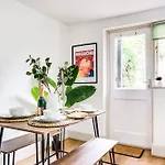 Heart Of Hackney - 2Bed Garden Flat Sleeps 6