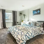 Affordable & Modern 1 Bedroom Apartment Canary Wharf