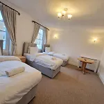 Baker Street Suites
