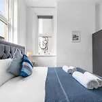 Modern 2 Bedroom Flat - Near Primrose Hill, Camden Market, Regent\'S Park - Good Links To Kings Cross, Euston, Finchley Road Station - Nw3 London