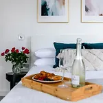 Apartment In Central London