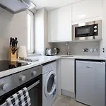 Capital Apartment 856, Chelsea Cloisters