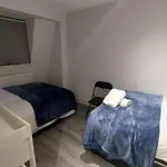 2-Bed Apartment In King\'S Cross Central London