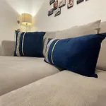 Central Point Apartment