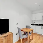 Urban Retreat Stylish 1-Bed Bliss