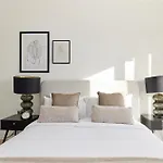 The Wembley Park Sanctuary - Stunning 2Bdr Flat With Balcony