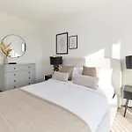 The Wembley Park Sanctuary - Stunning 2Bdr Flat With Balcony