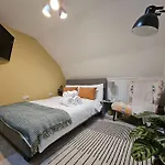 Fulham 2 Bedroom Apartment