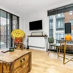 Chic Urban Apartment In Shoreditch 2 Bed 2 Bath